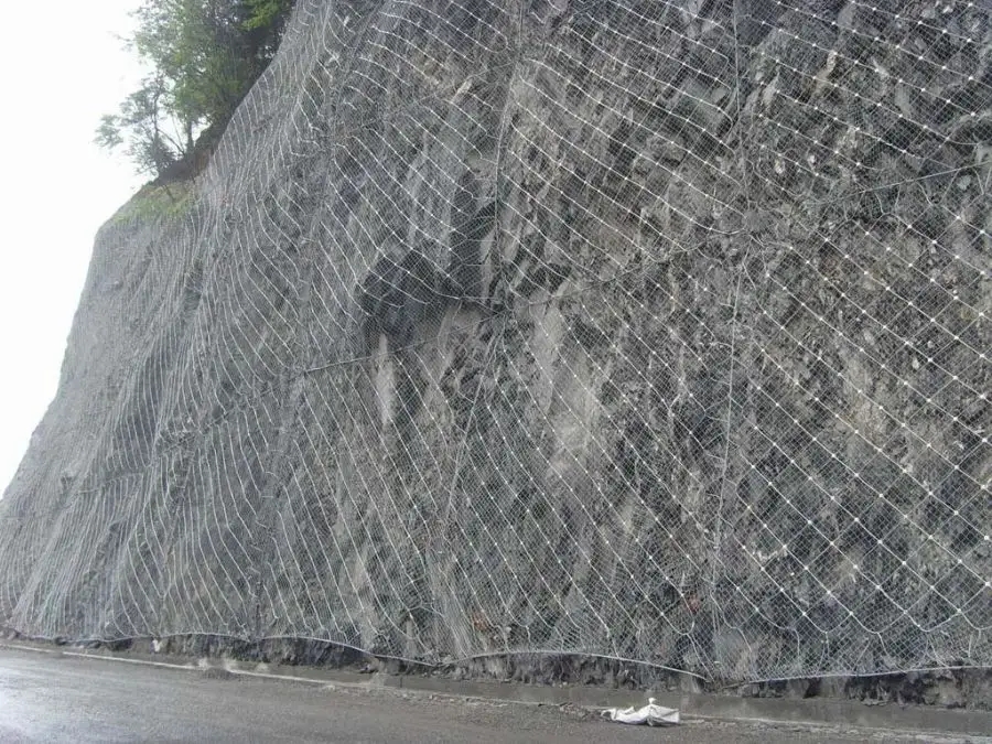 雨山山体护坡